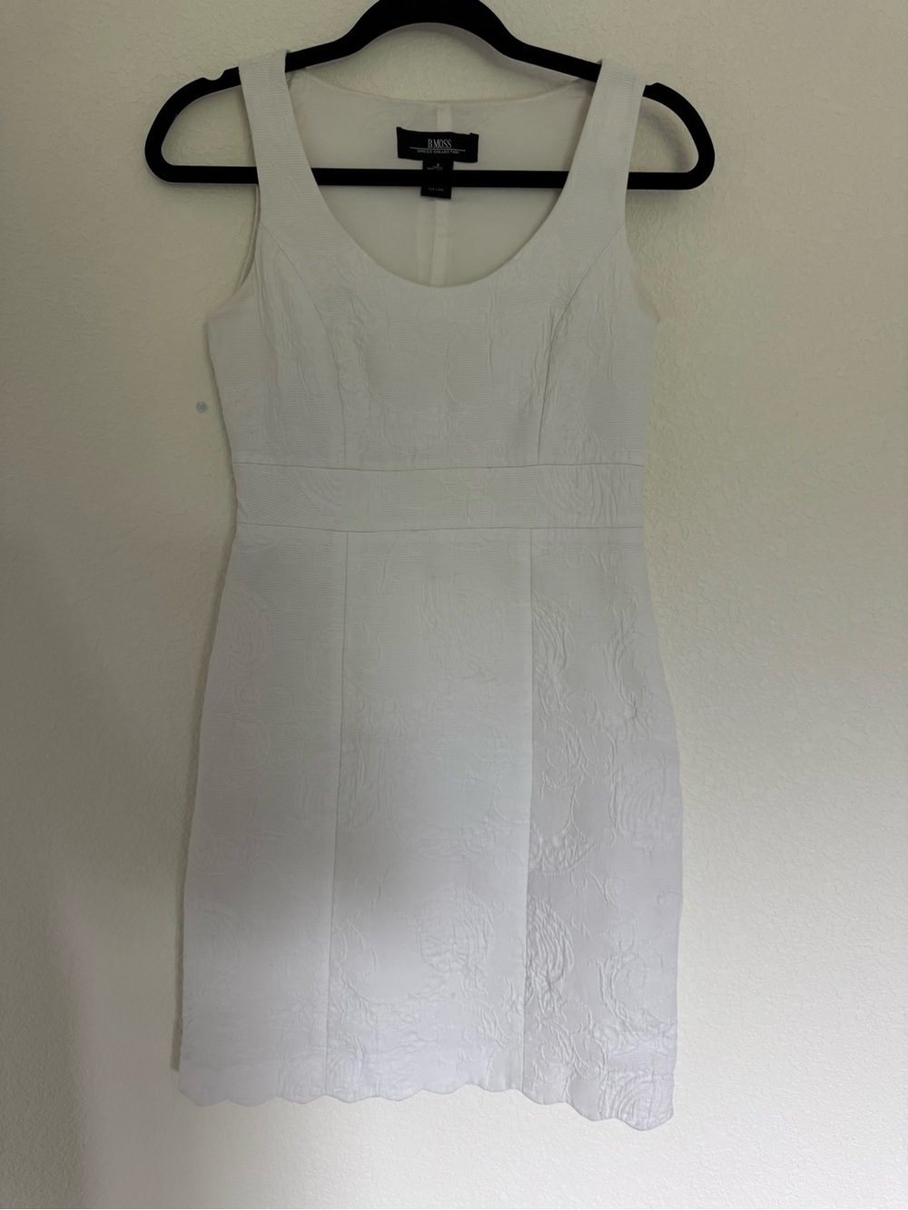 Tailor B. Moss White Scoop-Neck Textured Mini Dress